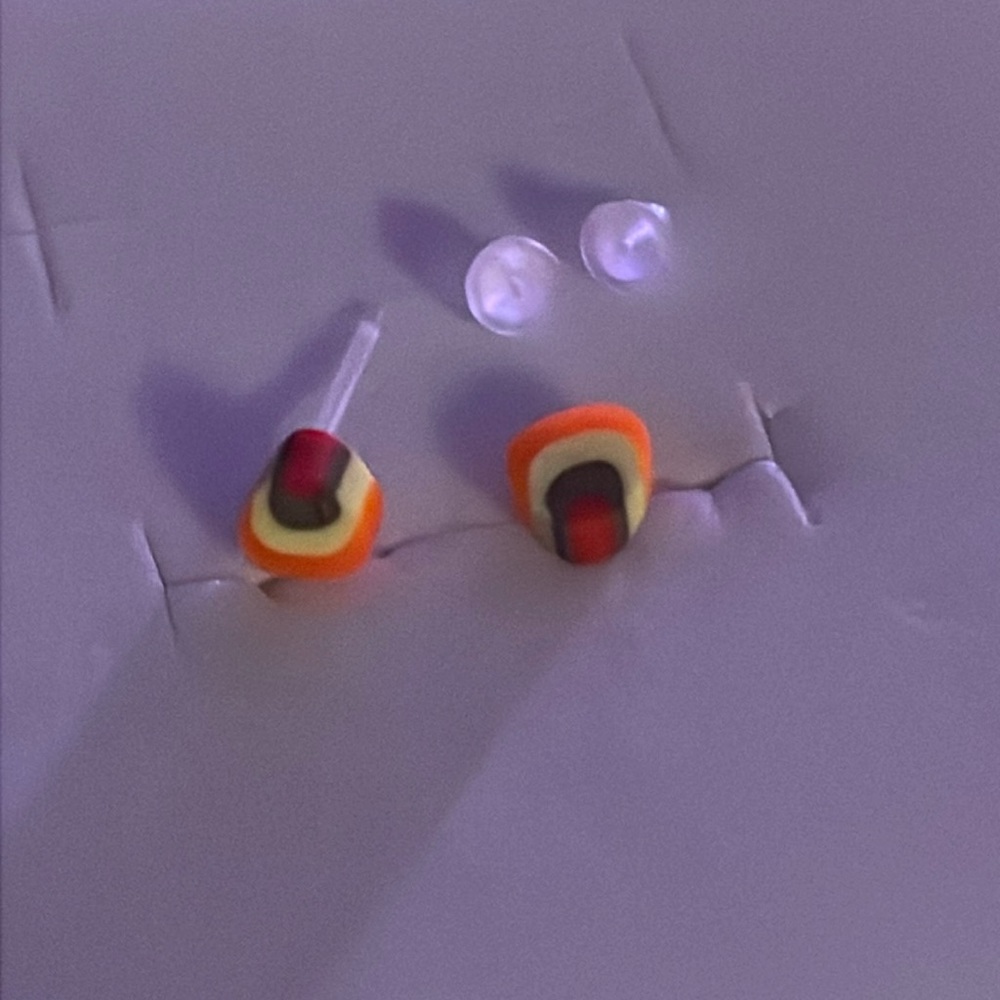 Tiny earrings